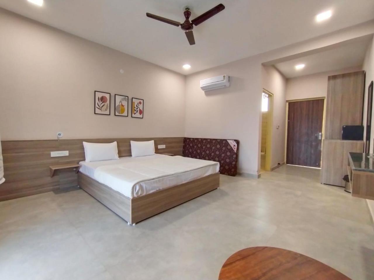 Amore Farms Kukas Jaipur Villa ภายนอก รูปภาพ